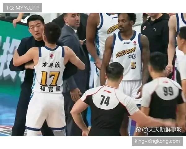 什么是阻挡犯规?新手必须懂的篮球防守规则 什么是阻挡犯规?新手必须懂的篮球防守规则