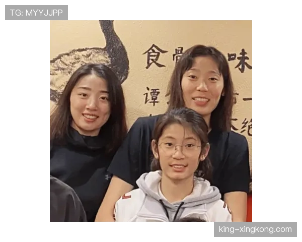朱婷家的猫都比你我活得精致