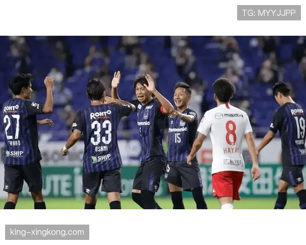 蔚山现代本轮联赛表现稳定,进攻效率提升巩固榜首位置。